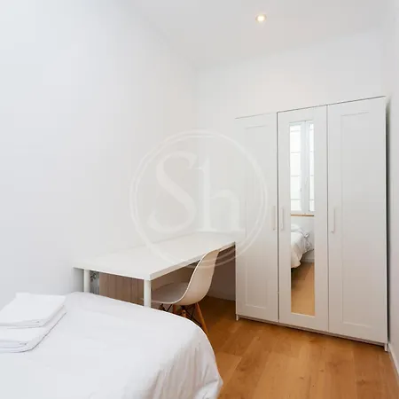 Bonito Apartamento Con Vistas A La Sagrada Familia Barcelona Exterior foto